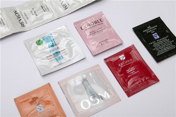 Sacos plásticos pequenos dos saquinhos do champô e do condicionador para produtos cosméticos